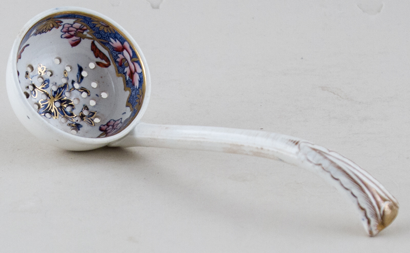Ladle small pierced c1821